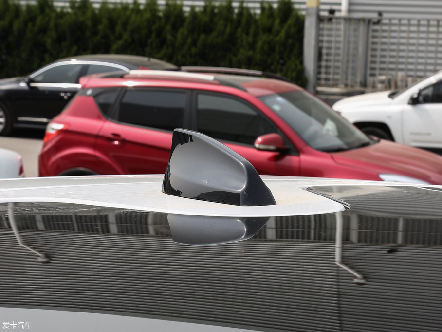 2017l(f)F(xin) 3.0 V6 HSE