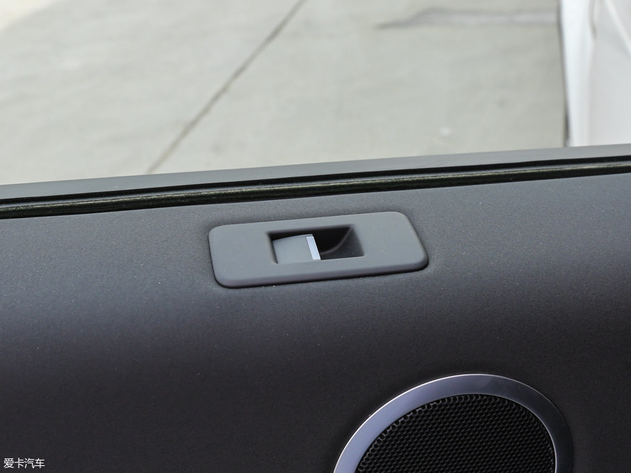 2017l(f)F(xin) 3.0 V6 HSE