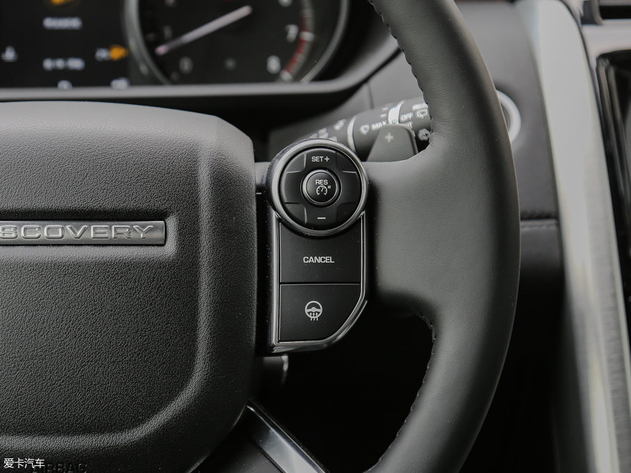 2017l(f)F 3.0 V6 HSE