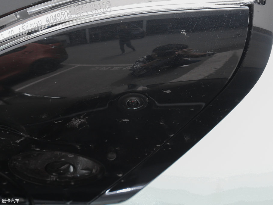 2017l(f)F(xin) 3.0 V6 HSE LUXURY