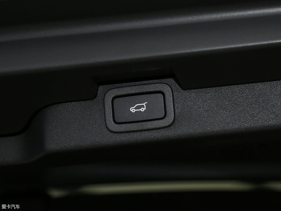 2017l(f)F(xin) 3.0 V6 HSE