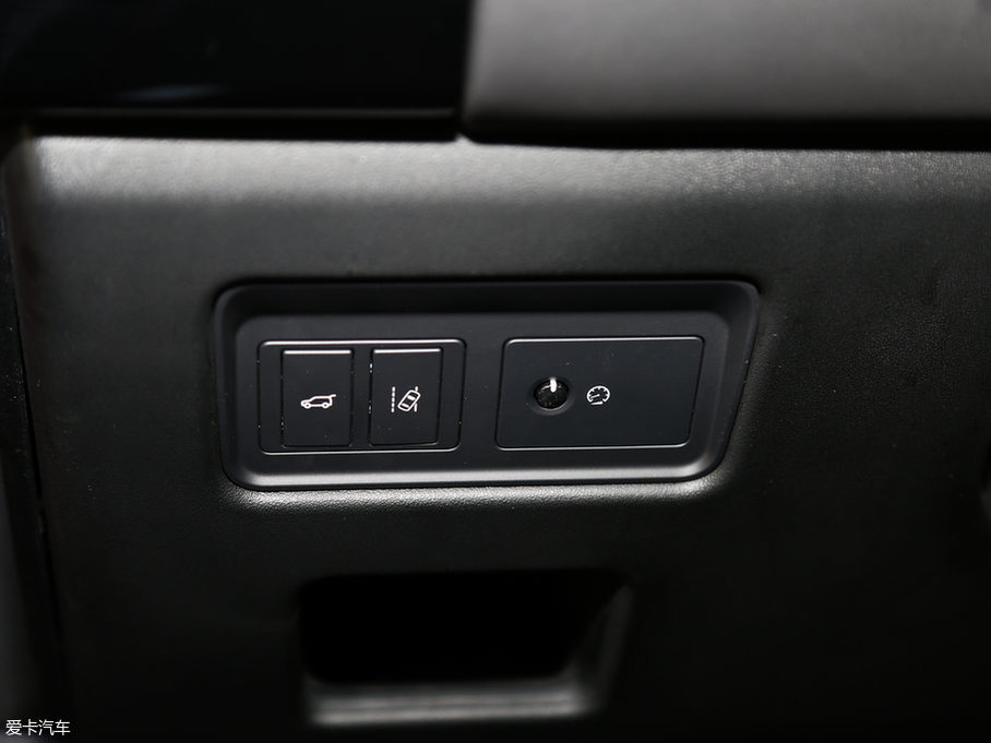 2017l(f)F 3.0 V6 װl(f)