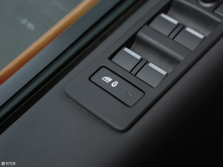 2017l(f)F(xin) 3.0 V6 װl(f)