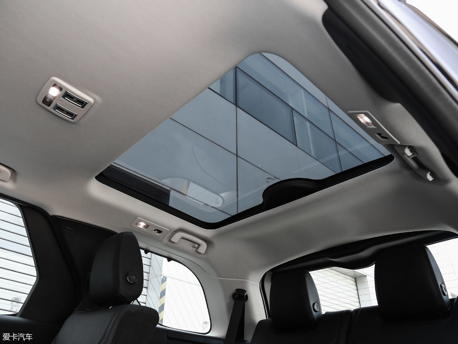 2017l(f)F(xin) 3.0 V6 SE