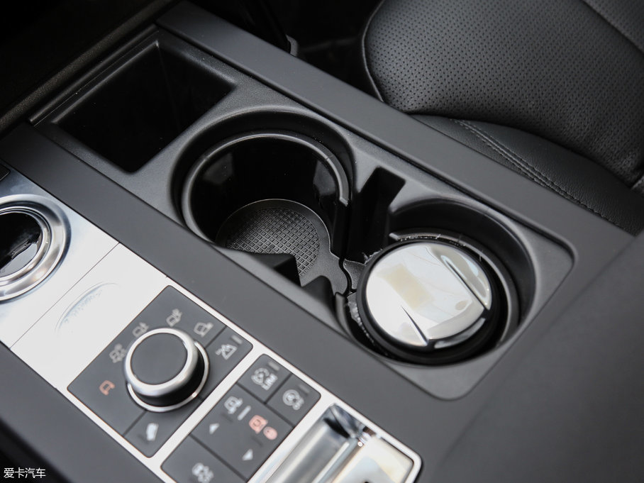 2017l(f)F(xin) 3.0 V6 SE