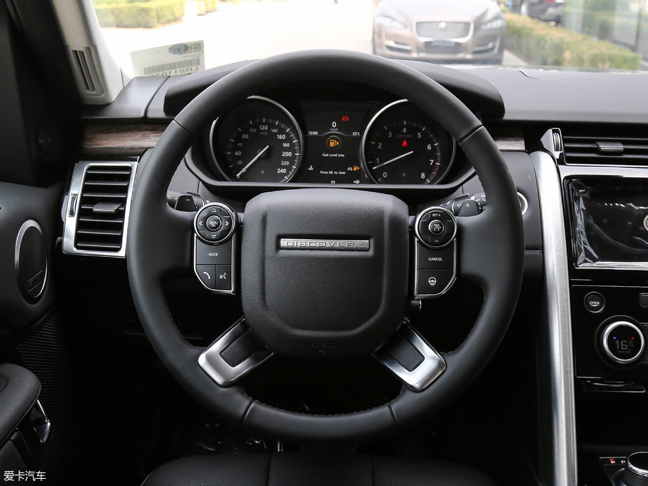 2017l(f)F(xin) 3.0 V6 HSE