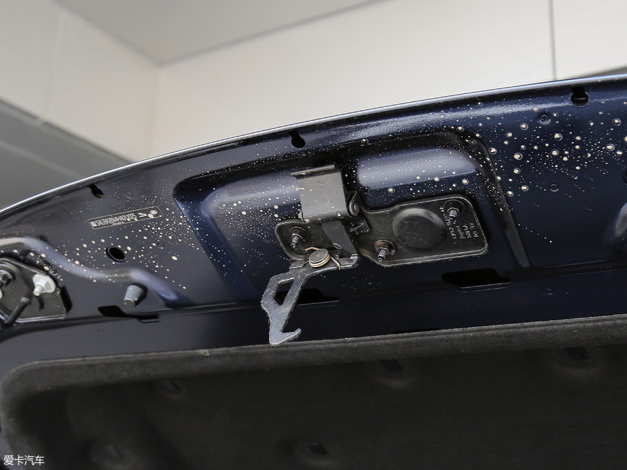 2017l(f)F(xin) 3.0 V6 HSE