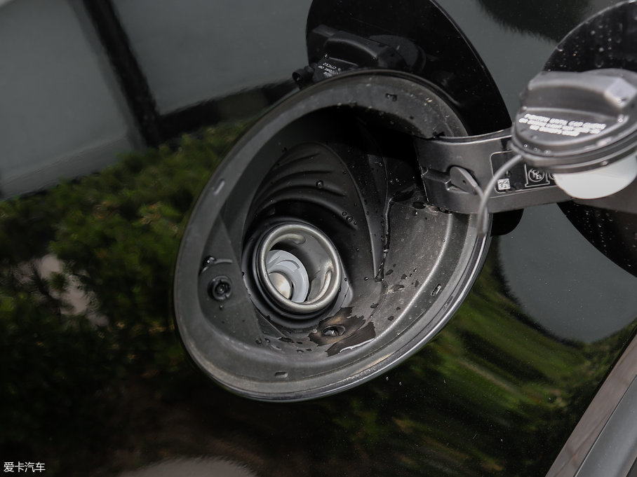 2017l(f)F(xin) 3.0 V6 S