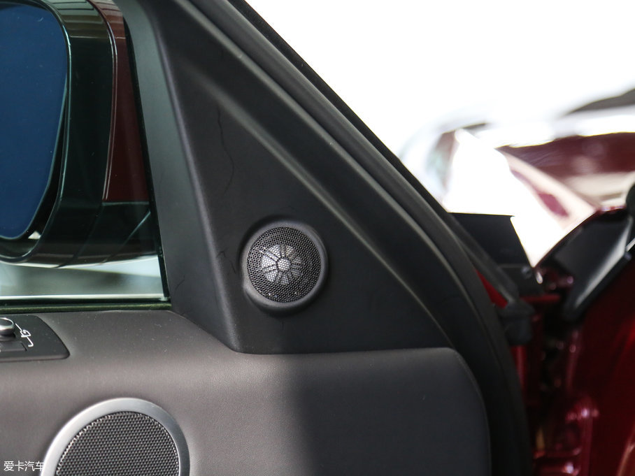 2017lF 3.0 V6 HSE LUXURY