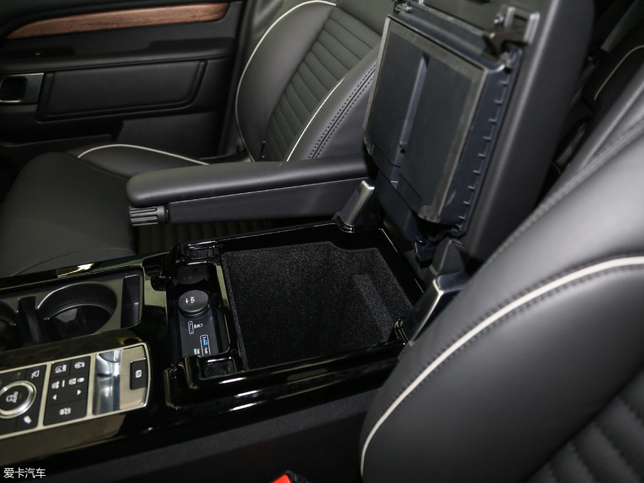 2017lF 3.0 V6 HSE LUXURY