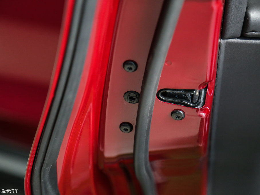 2017lF 3.0 V6 HSE LUXURY