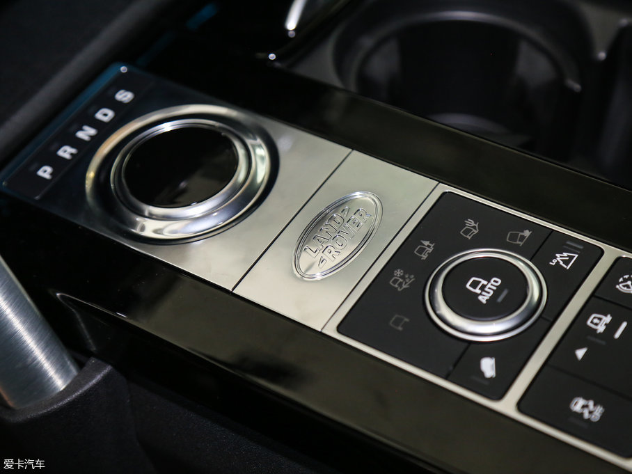 2017l(f)F(xin) 3.0 V6 HSE LUXURY