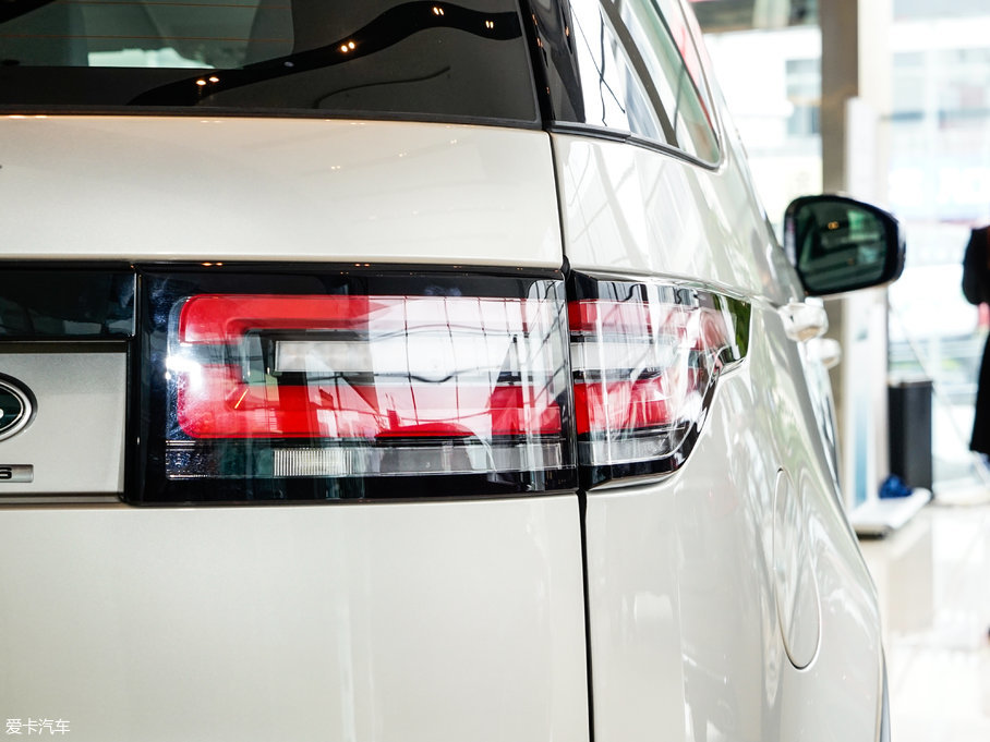 2017l(f)F(xin) 3.0 V6 HSE