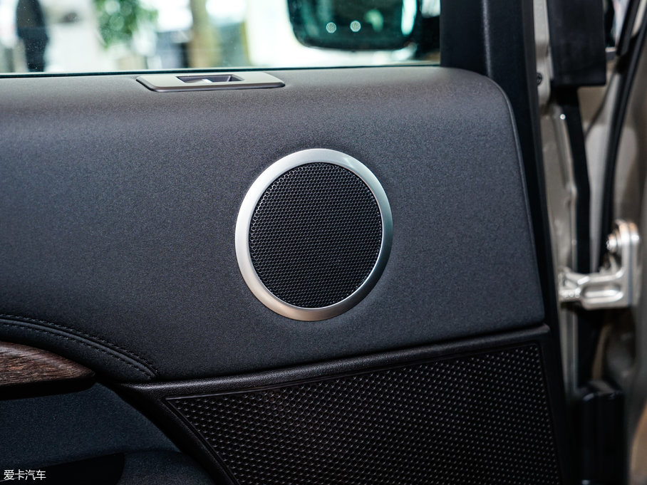 2017l(f)F(xin) 3.0 V6 HSE