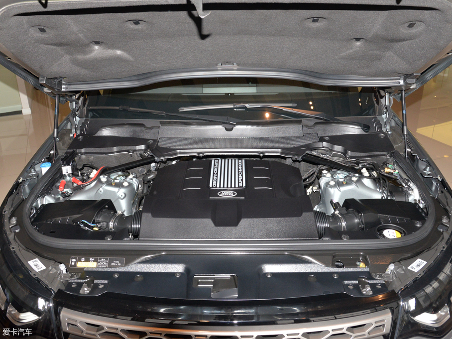 2017l(f)F(xin) 3.0 V6 SE