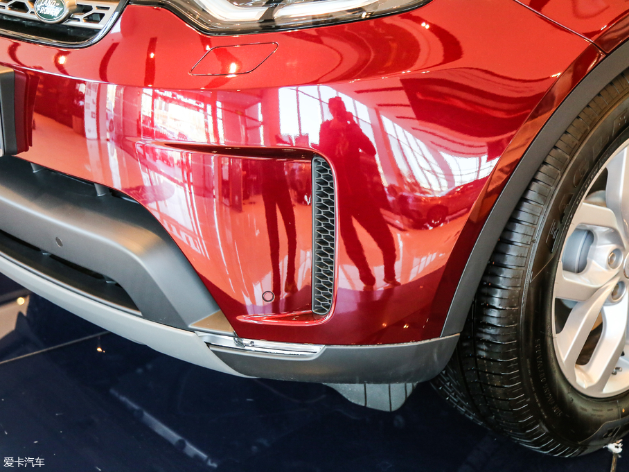 2017l(f)F(xin) 3.0 V6 SE