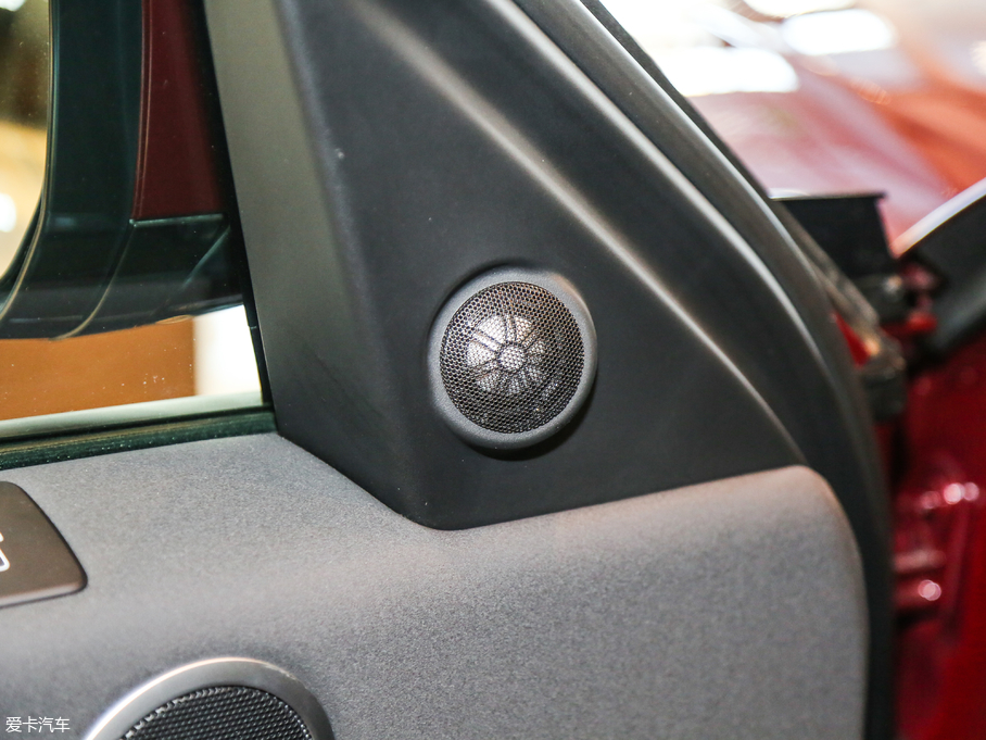 2017l(f)F(xin) 3.0 V6 SE