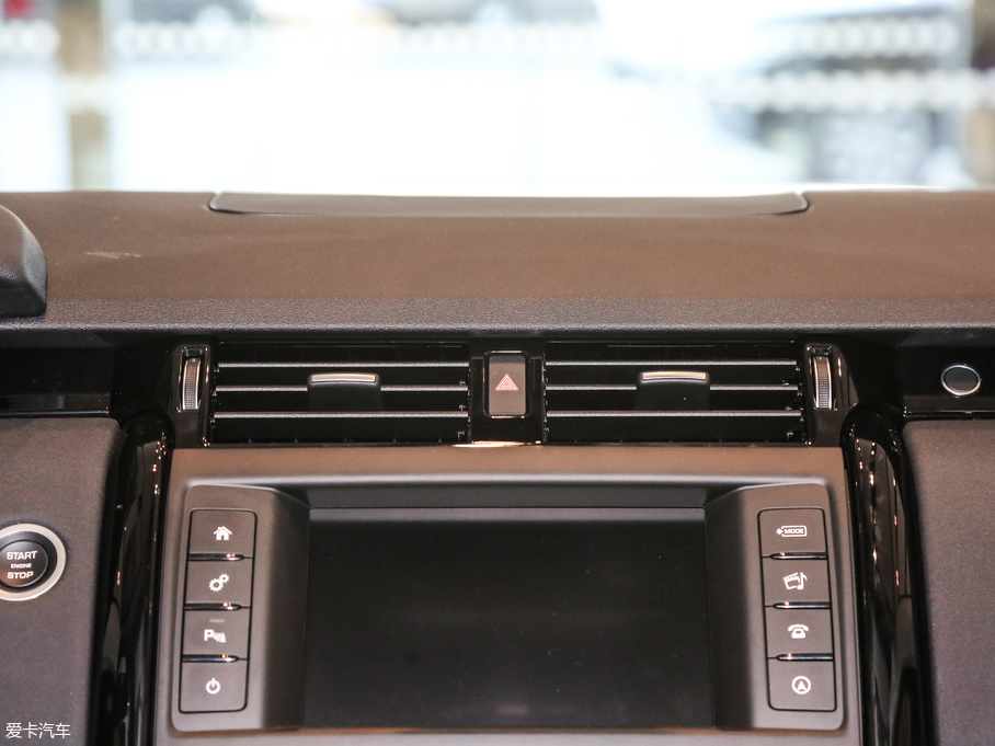 2017l(f)F(xin) 3.0 V6 SE