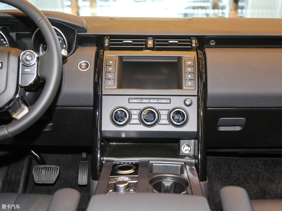 2017l(f)F(xin) 3.0 V6 SE