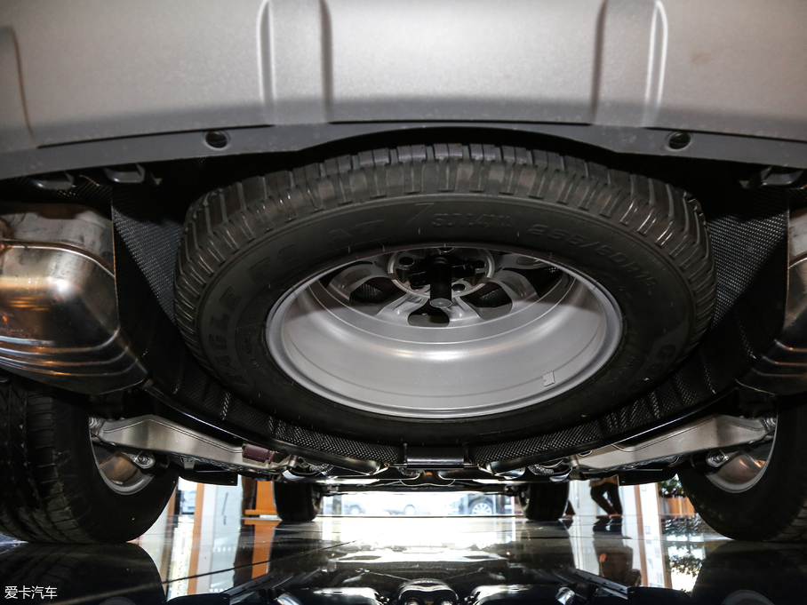 2017l(f)F(xin) 3.0 V6 SE