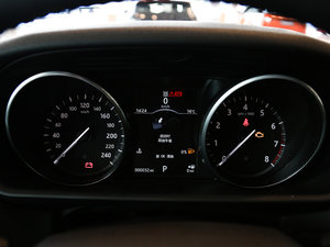 2017款3.0 V6 首发限量版 仪表