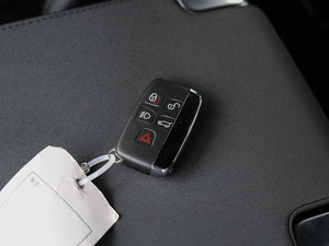 20173.0 V6 HSE ܇耳