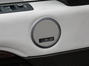 20173.0 V6 HSE LUXURY g