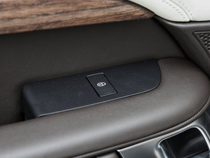 20173.0 V6 HSE LUXURY g