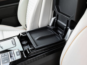 20173.0 V6 HSE LUXURY g