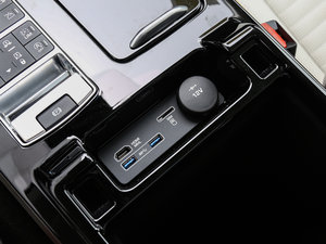 20173.0 V6 HSE LUXURY g