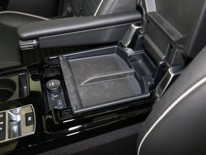 20173.0 V6 HSE LUXURY g