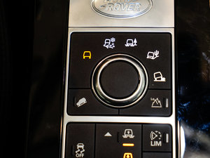 20173.0 V6 HSE п؅^