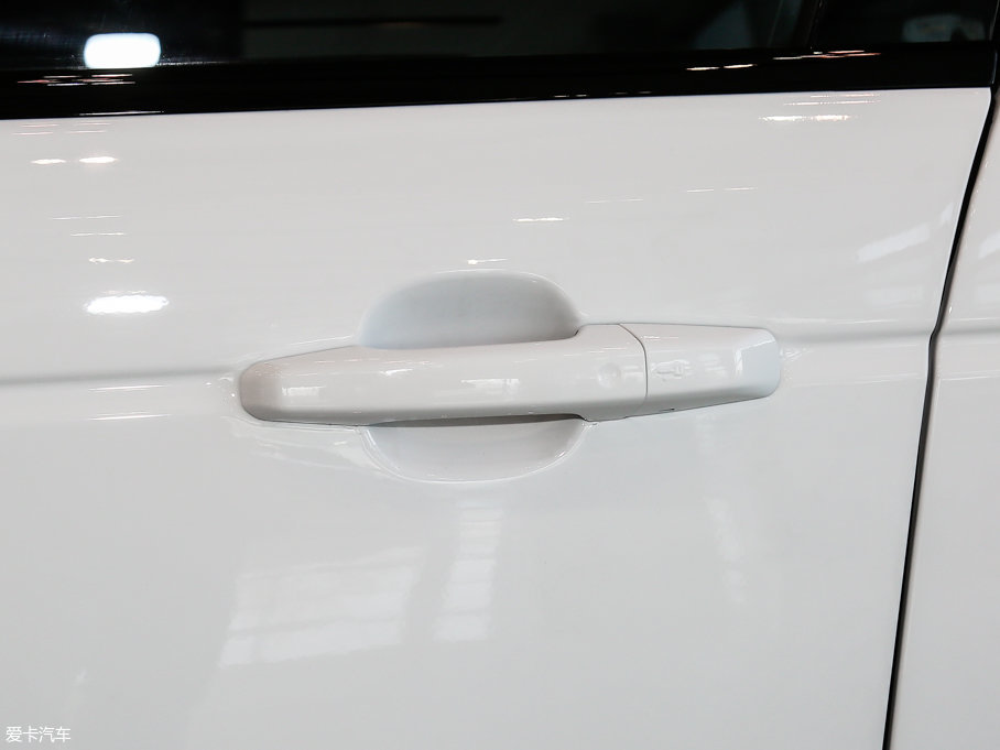 2017\ 3.0 V6 SC HSE DYNAMIC