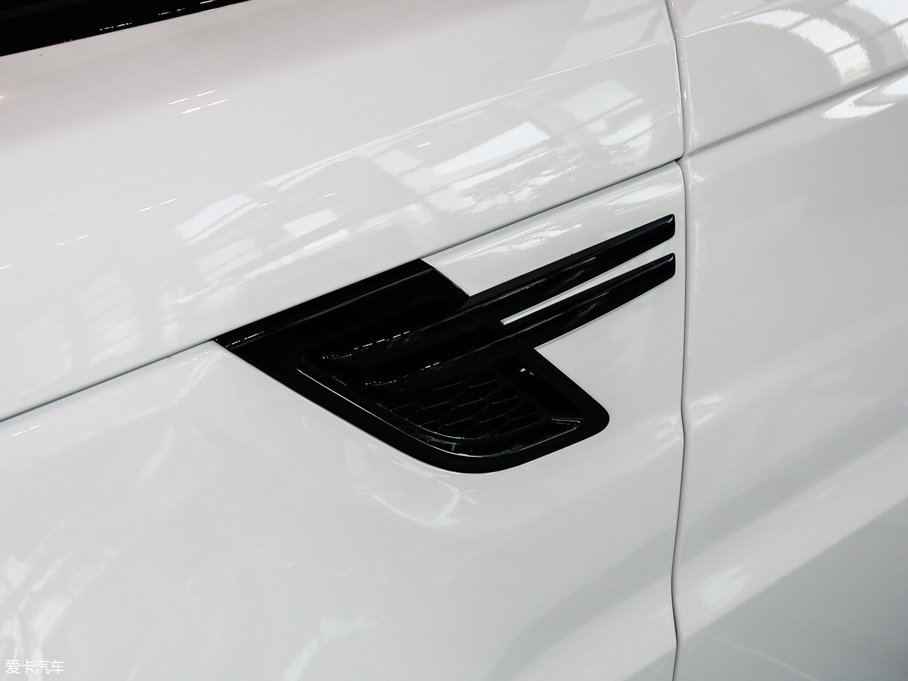 2017\ 3.0 V6 SC HSE DYNAMIC