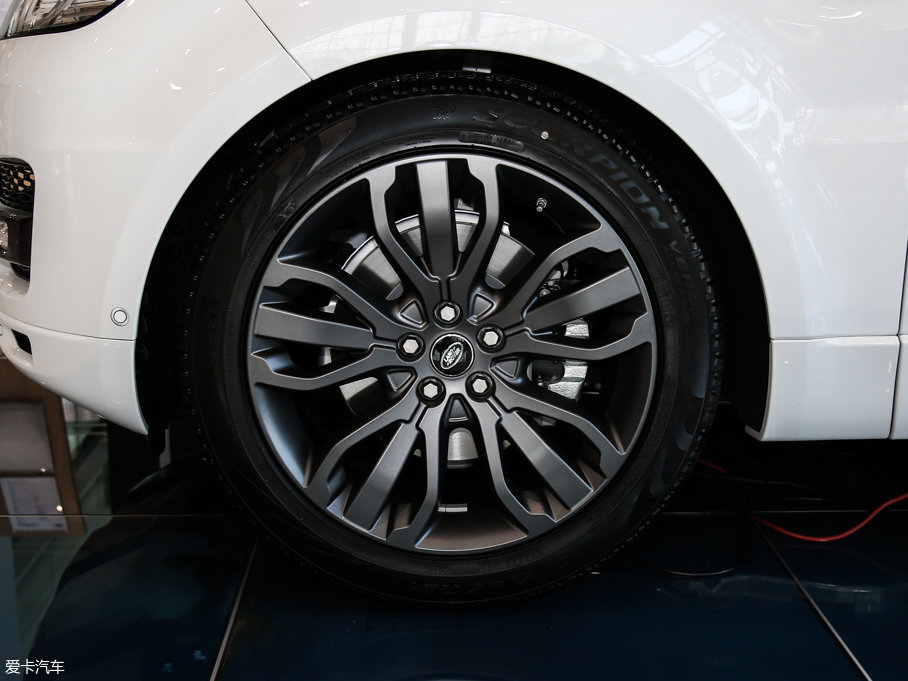 2017\ 3.0 V6 SC HSE DYNAMIC