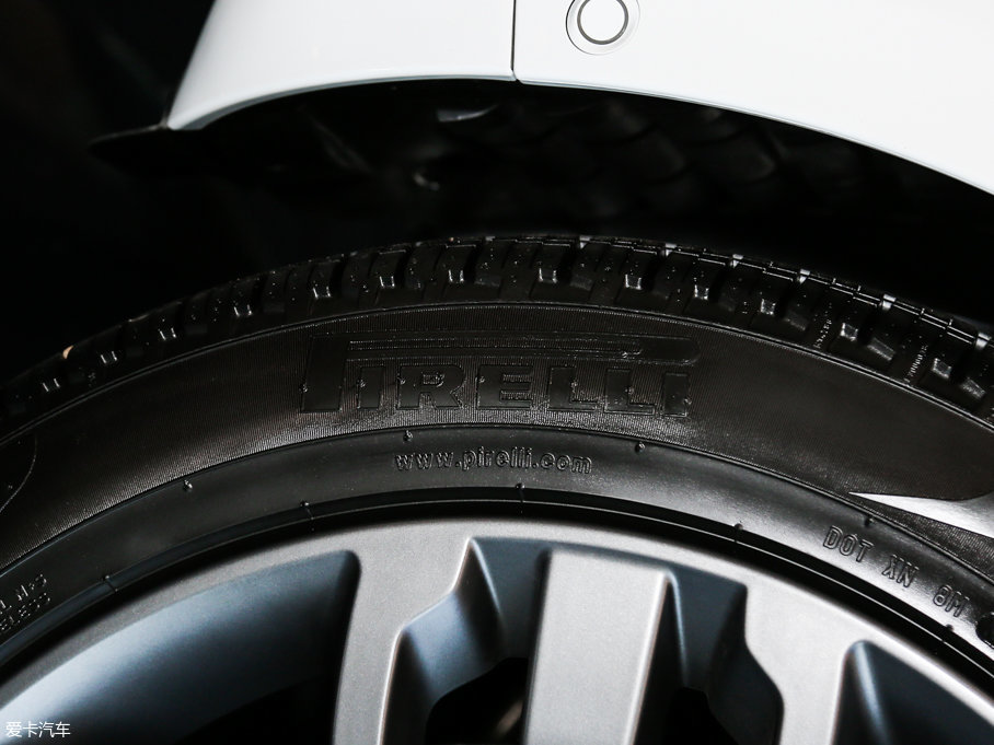 2017\ 3.0 V6 SC HSE DYNAMIC