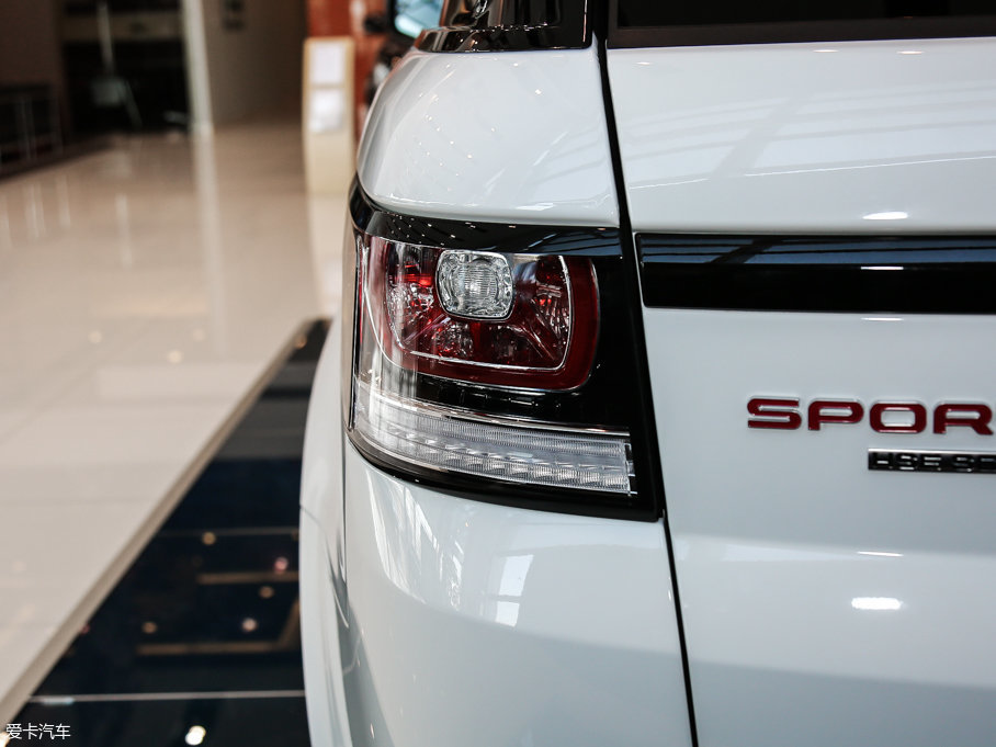 2017\ 3.0 V6 SC HSE DYNAMIC