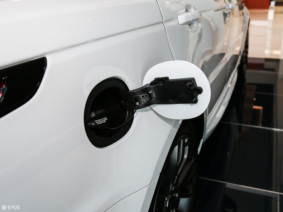 2017\ 3.0 V6 SC HSE DYNAMIC