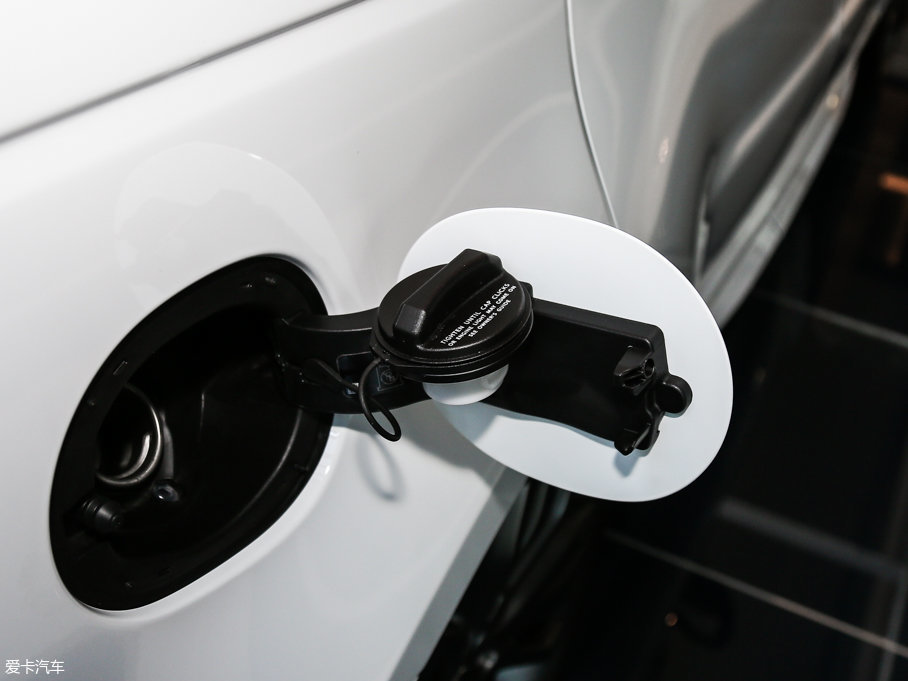 2017\ 3.0 V6 SC HSE DYNAMIC