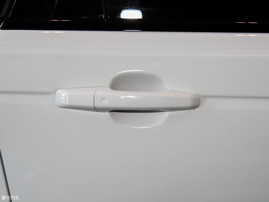 2017\ 3.0 V6 SC HSE DYNAMIC