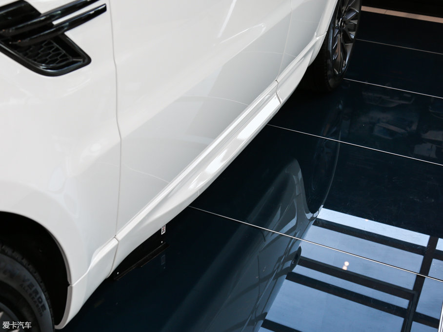 2017\ 3.0 V6 SC HSE DYNAMIC