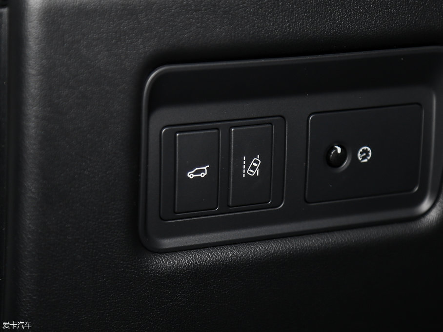 2017\(yn)(dng) 3.0 V6 SC HSE DYNAMIC