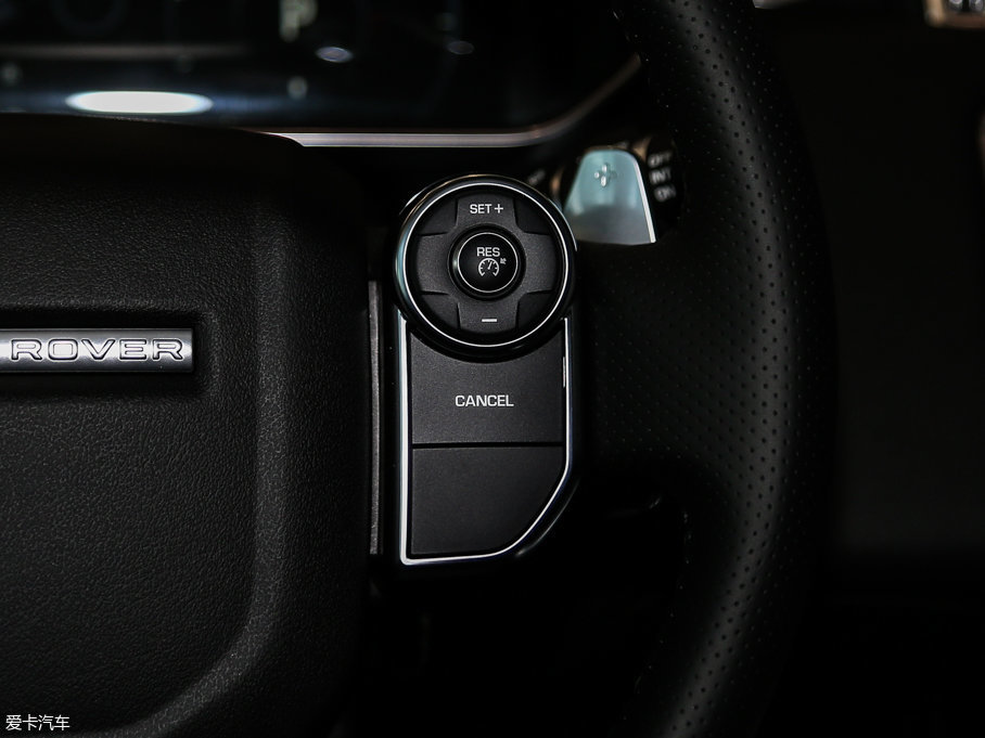 2017\(yn)(dng) 3.0 V6 SC HSE DYNAMIC