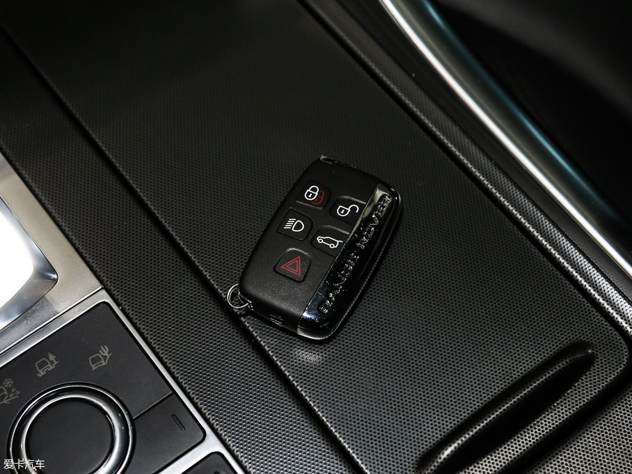 2017\ 3.0 V6 SC HSE DYNAMIC