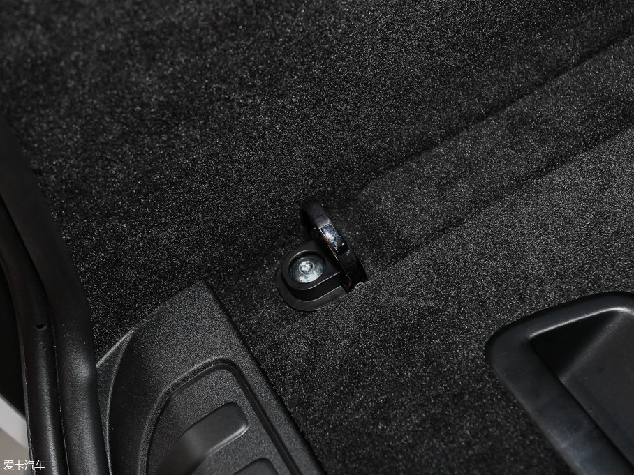 2017\(yn)(dng) 3.0 V6 SC SE