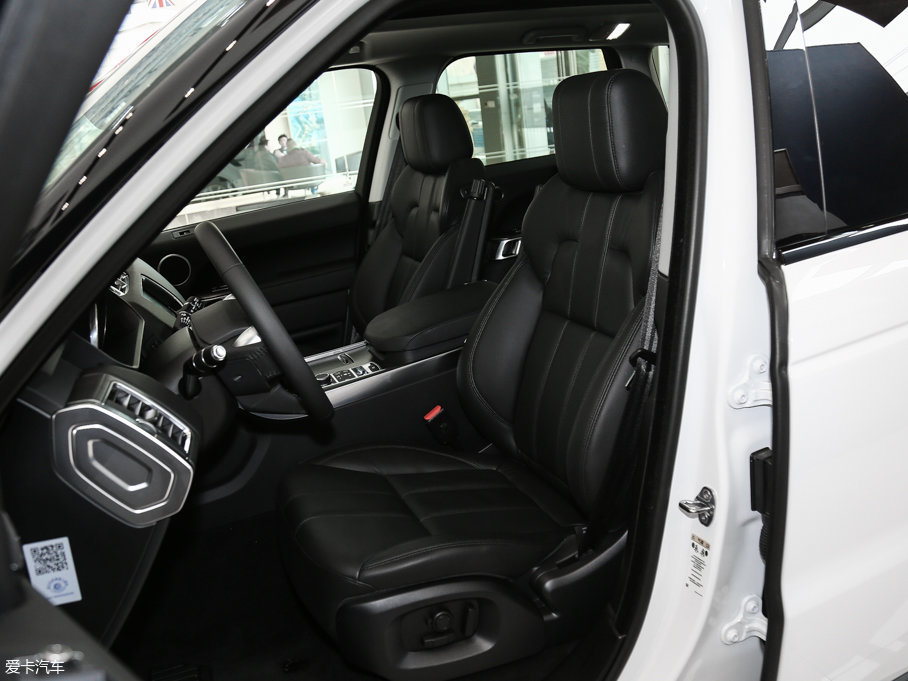 2017\ 3.0 V6 SC SE