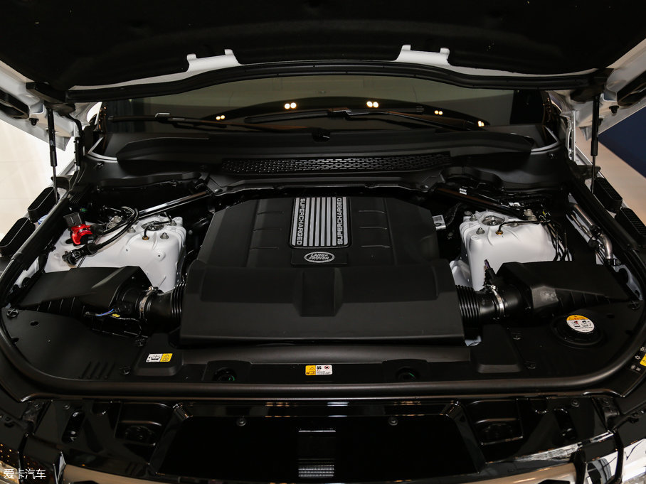 2017\ 3.0 V6 SC SE