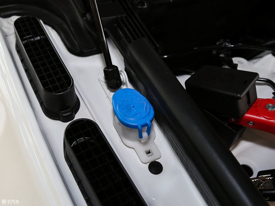 2017\(yn)(dng) 3.0 V6 SC SE