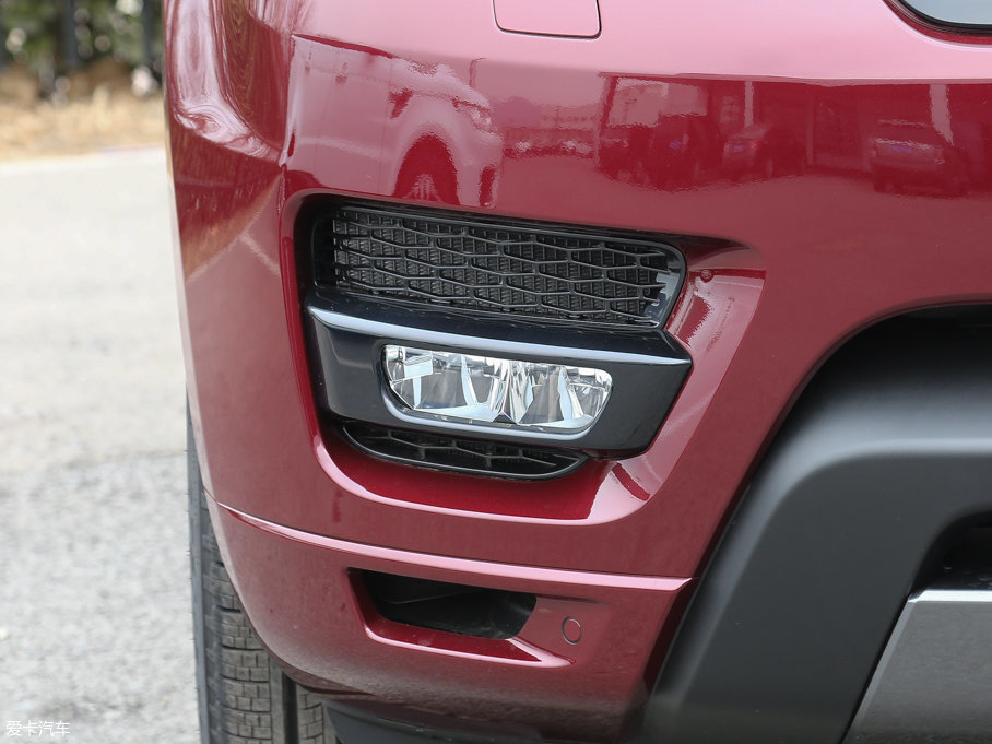 2017\(yn)(dng) 3.0 V6 SC HSE DYNAMIC