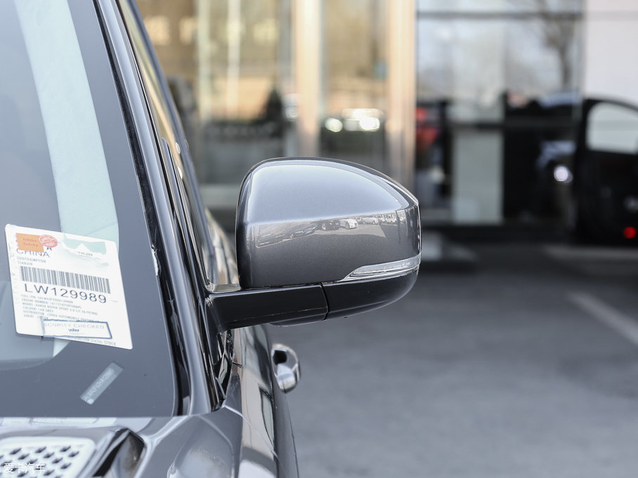 2017\(yn)(dng) 3.0 V6 hЄ(chung) DYNAMIC